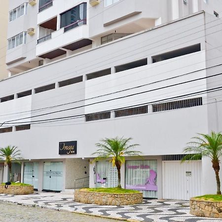 Aptos Praia Central Omega B Balneário Camboriú Екстериор снимка
